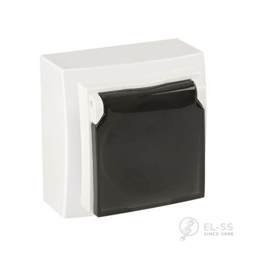 Earthed Socket Outlet with Lid