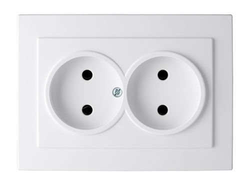 Double socket outlet without earth