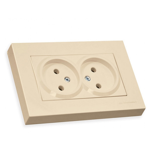 Double socket outlet without earth